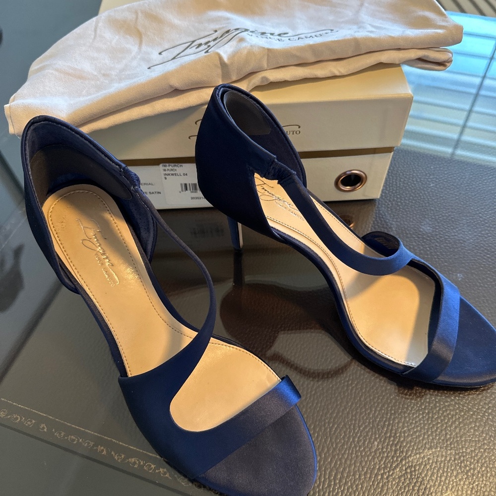 Imagine by Vince Camuto satin evening shoe
